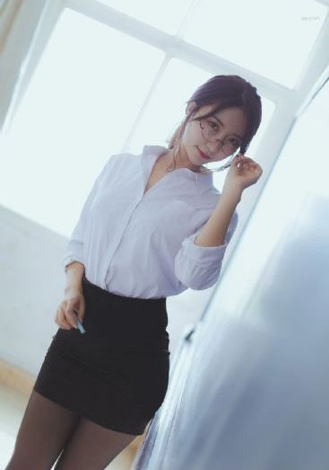 莎朗斯通
