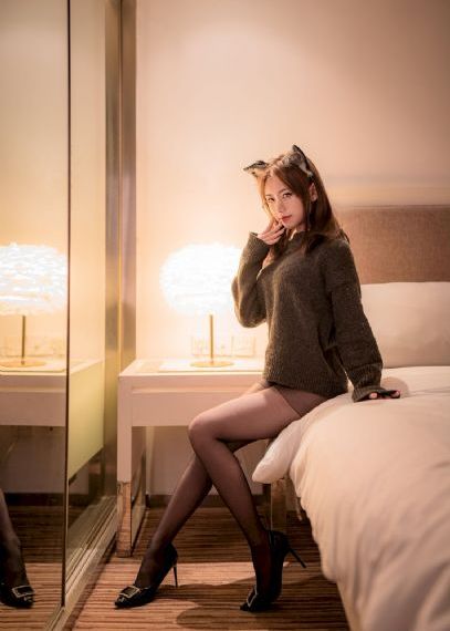 扒开胸罩疯狂揉搓奶视频