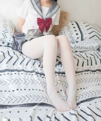 逼逼